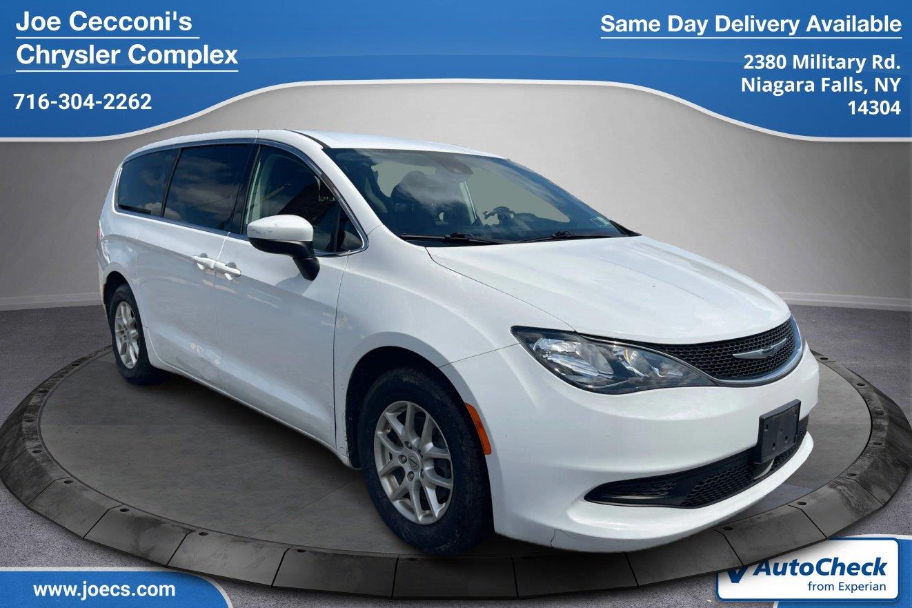 2021 Chrysler Voyager LX FWD