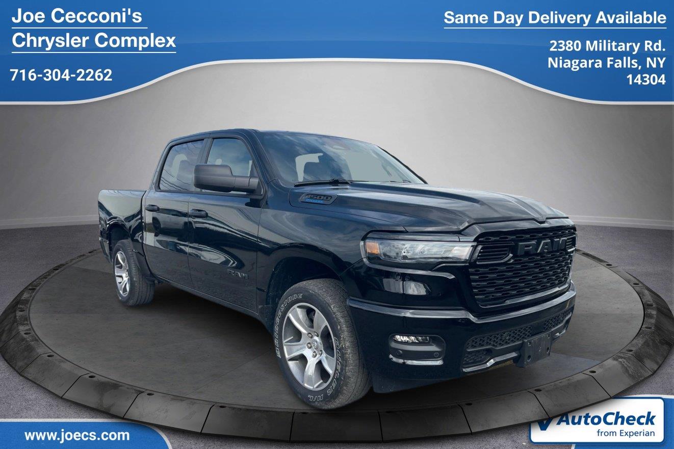 2025 RAM 1500 Tradesman Crew Cab 4WD