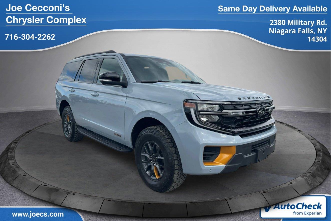 Glacier Gray Metallic Tri-Coat 2026 Ford Expedition SUV / Crossover Four-Wheel Drive Automatic
