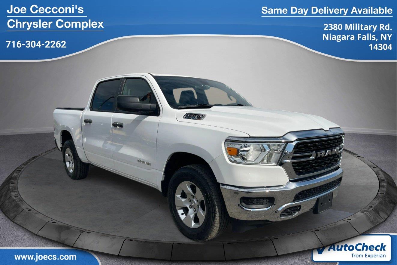 2024 RAM 1500 Big Horn Crew Cab 4WD