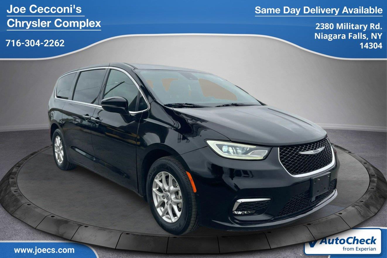 2025 Chrysler Pacifica Select FWD