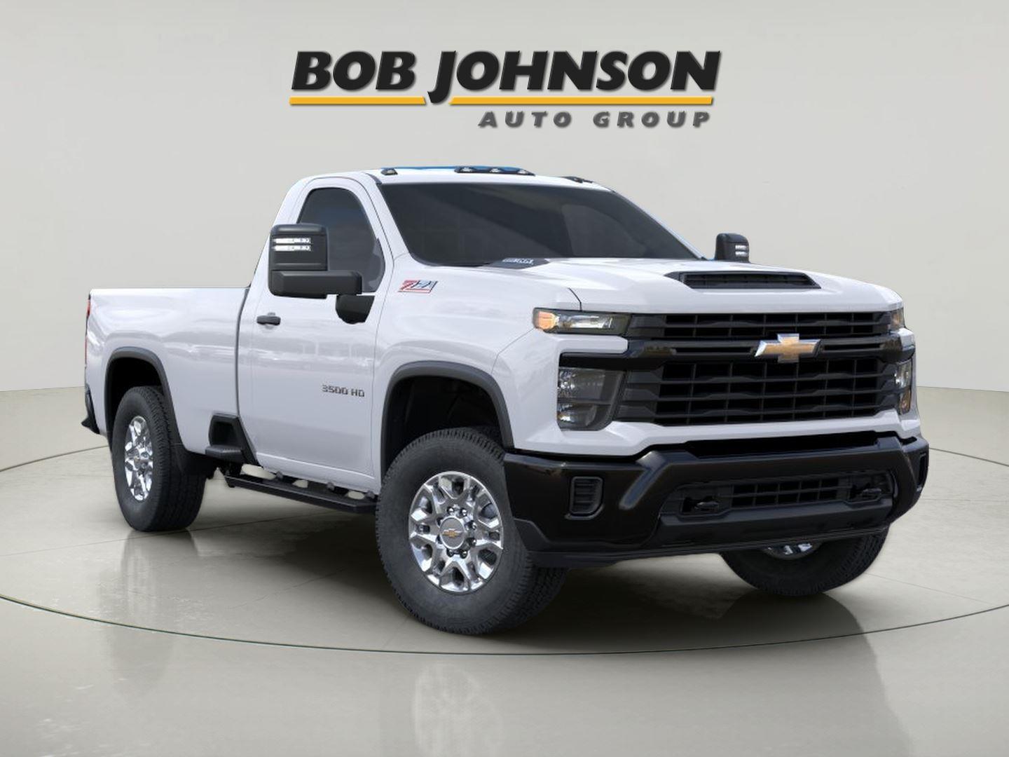 Summit White 2026 Chevrolet Silverado 3500HD Pickup Truck Four-Wheel Drive Automatic