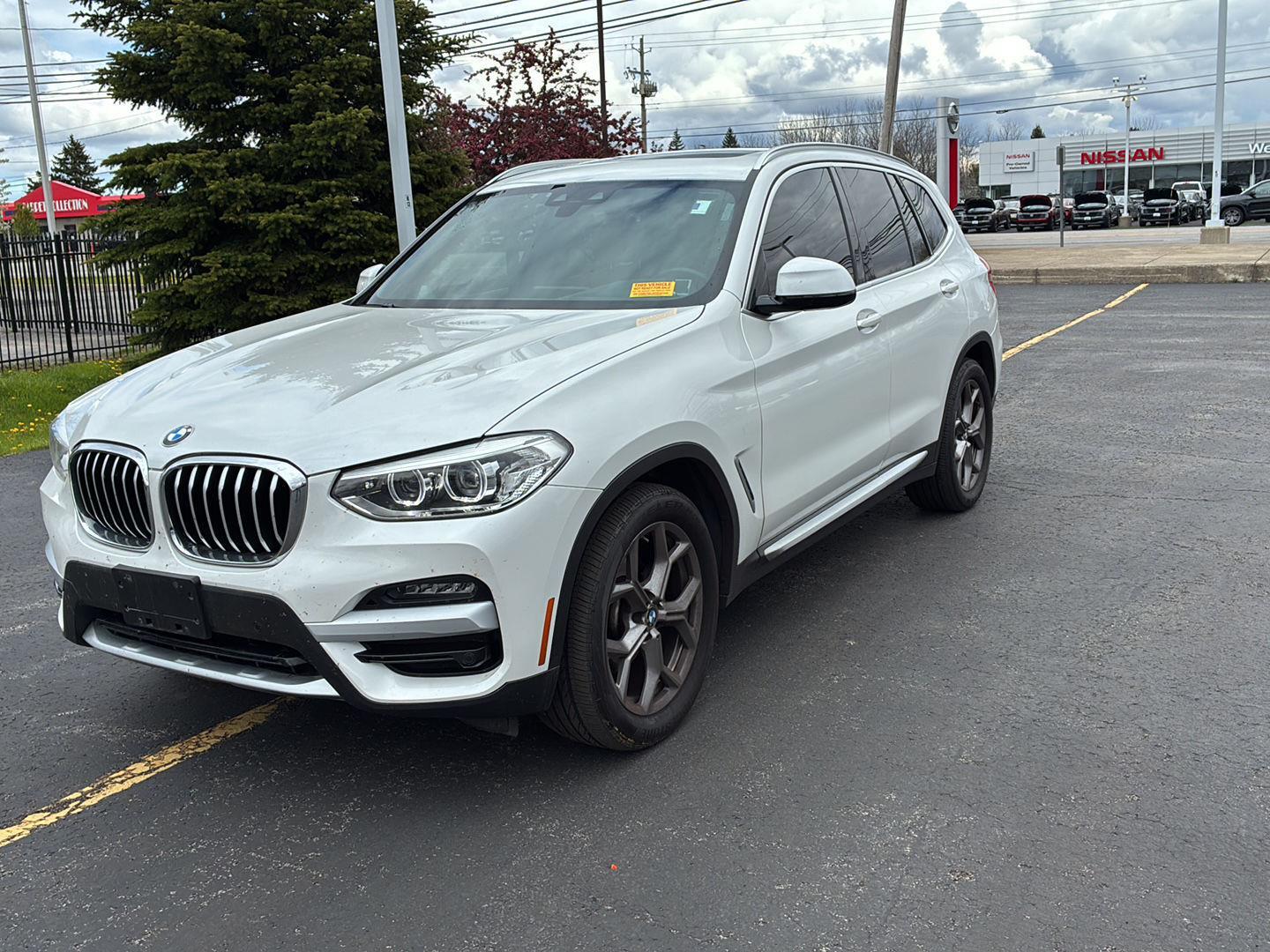 Used 2021 Mineral White Metallic BMW xDrive30i image 13