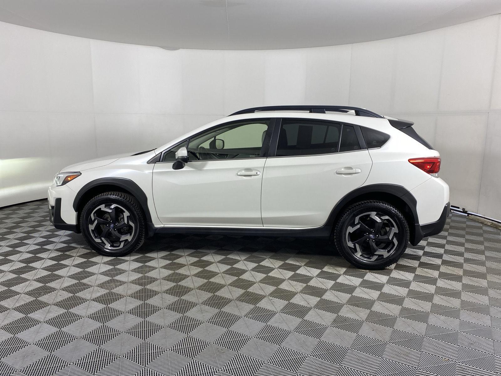 Used 2023 Crystal White Pearl Subaru Limited image 4