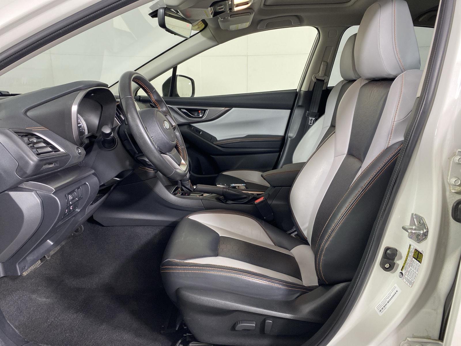Used 2023 Crystal White Pearl Subaru Limited image 12