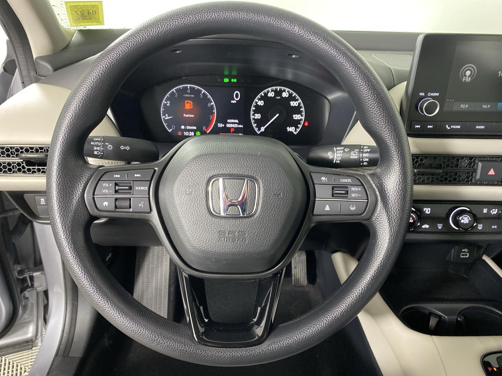 Certified Used 2023 Lunar Silver Metallic Honda LX image 13