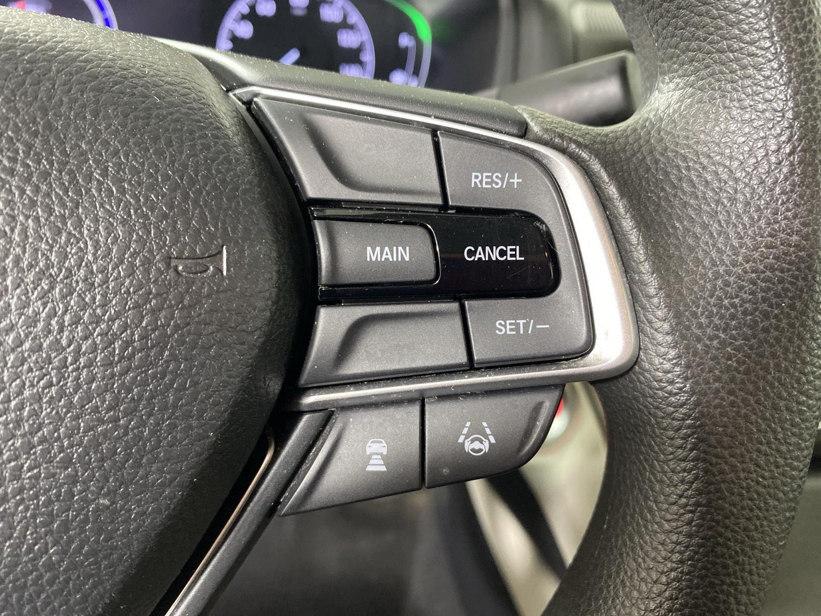 Used 2019 Champagne Frost Pearl Honda Base image 15