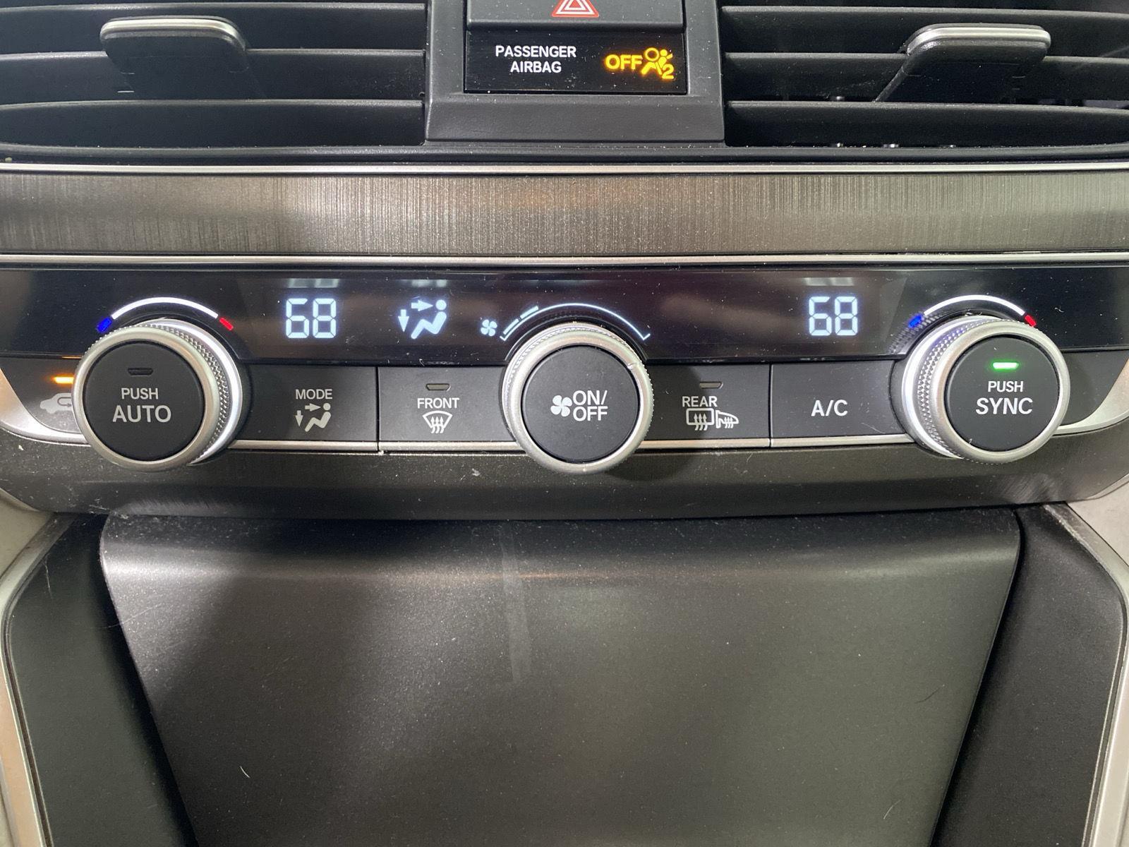 Used 2019 Champagne Frost Pearl Honda Base image 19