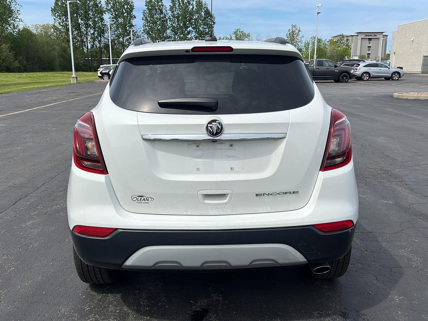 Used 2019 Summit White Buick Preferred image 11