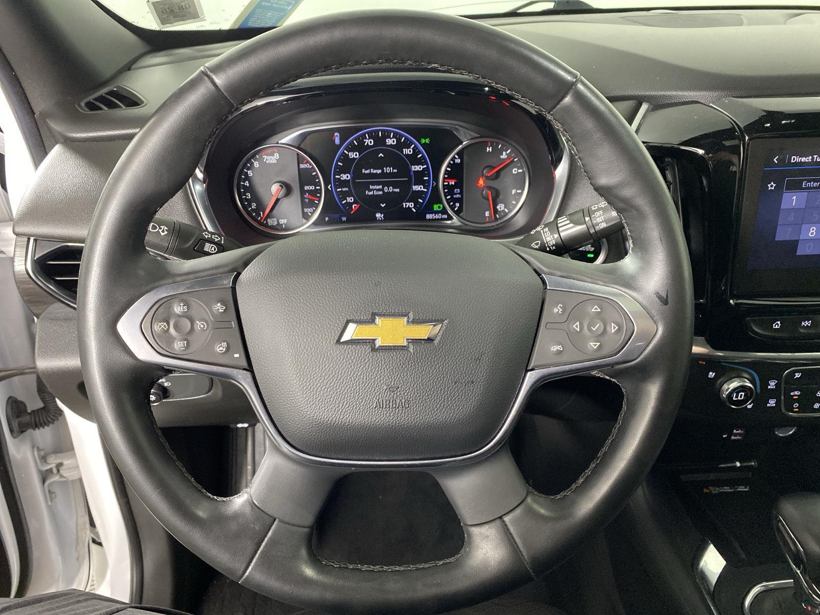 Used 2023 Iridescent Pearl Tricoat Chevrolet High Country image 15