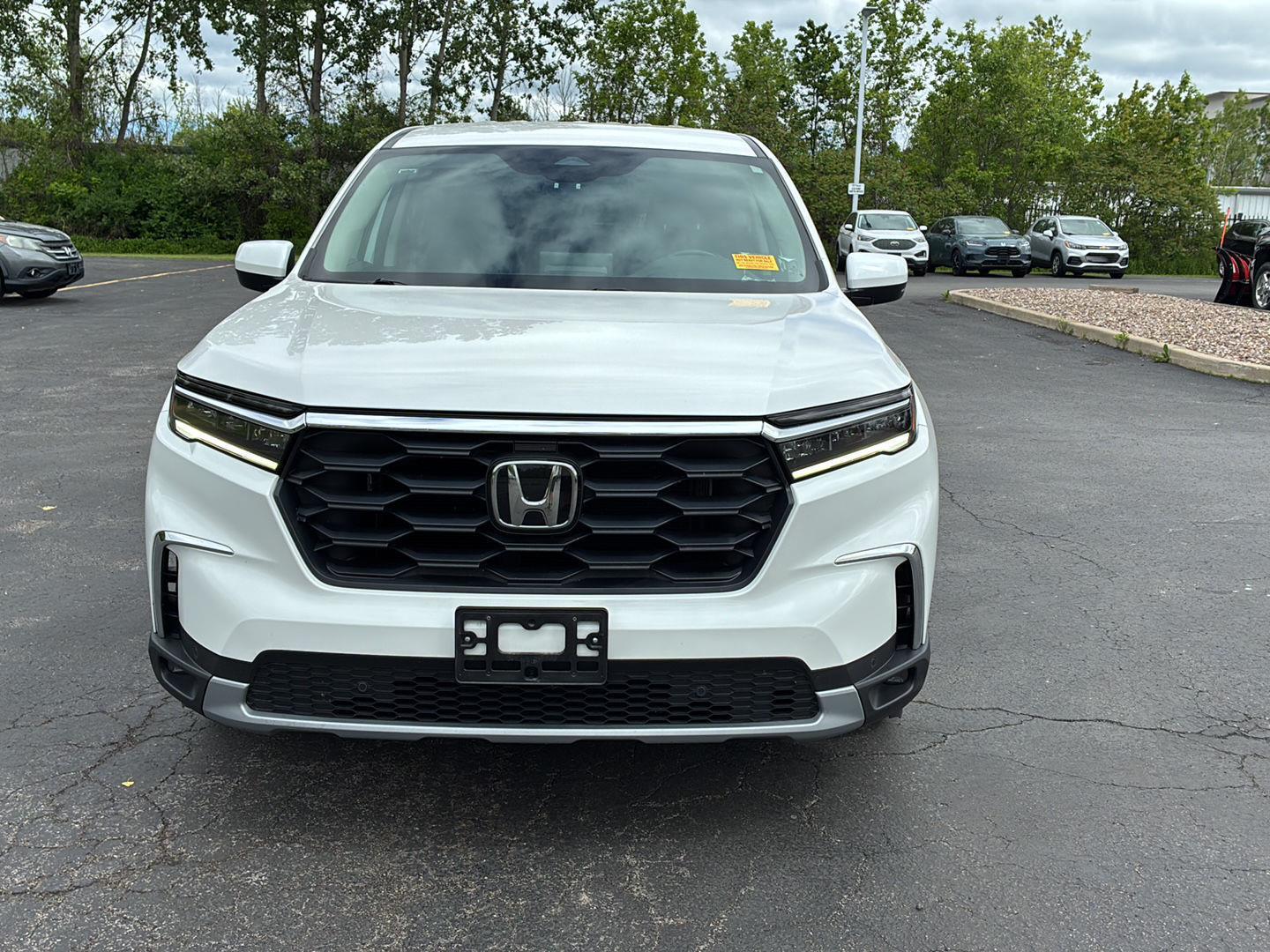Certified Used 2023 Platinum White Pearl Honda EX-L image 14
