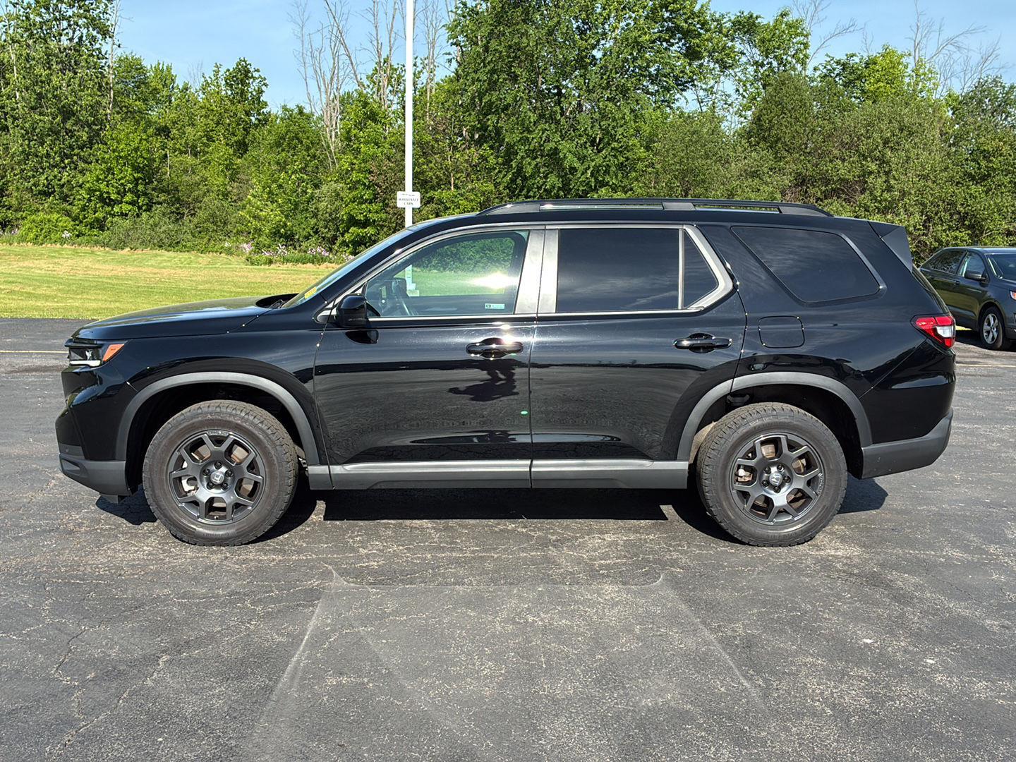 Certified Used 2025 Crystal Black Pearl Honda TrailSport image 14