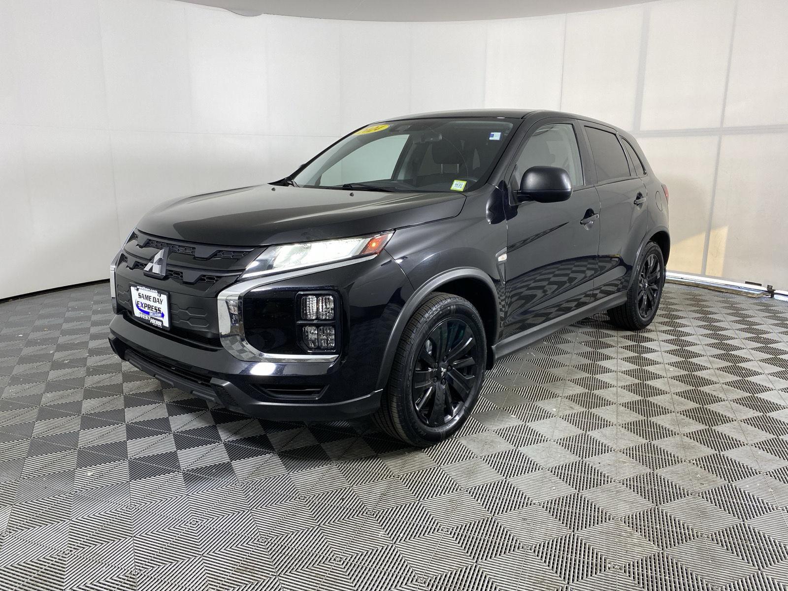 Used 2024 Labrador Black Pearl Mitsubishi LE image 3