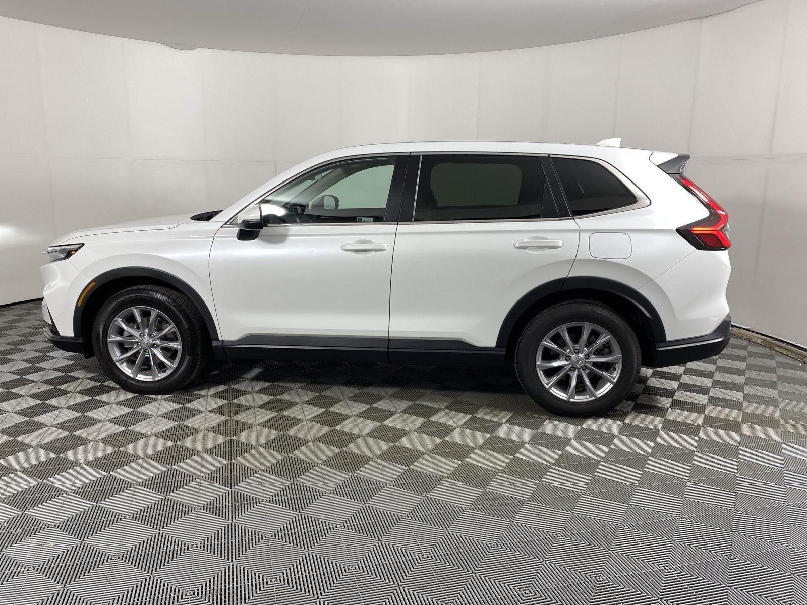Used 2023 Platinum White Pearl Honda EX-L image 4
