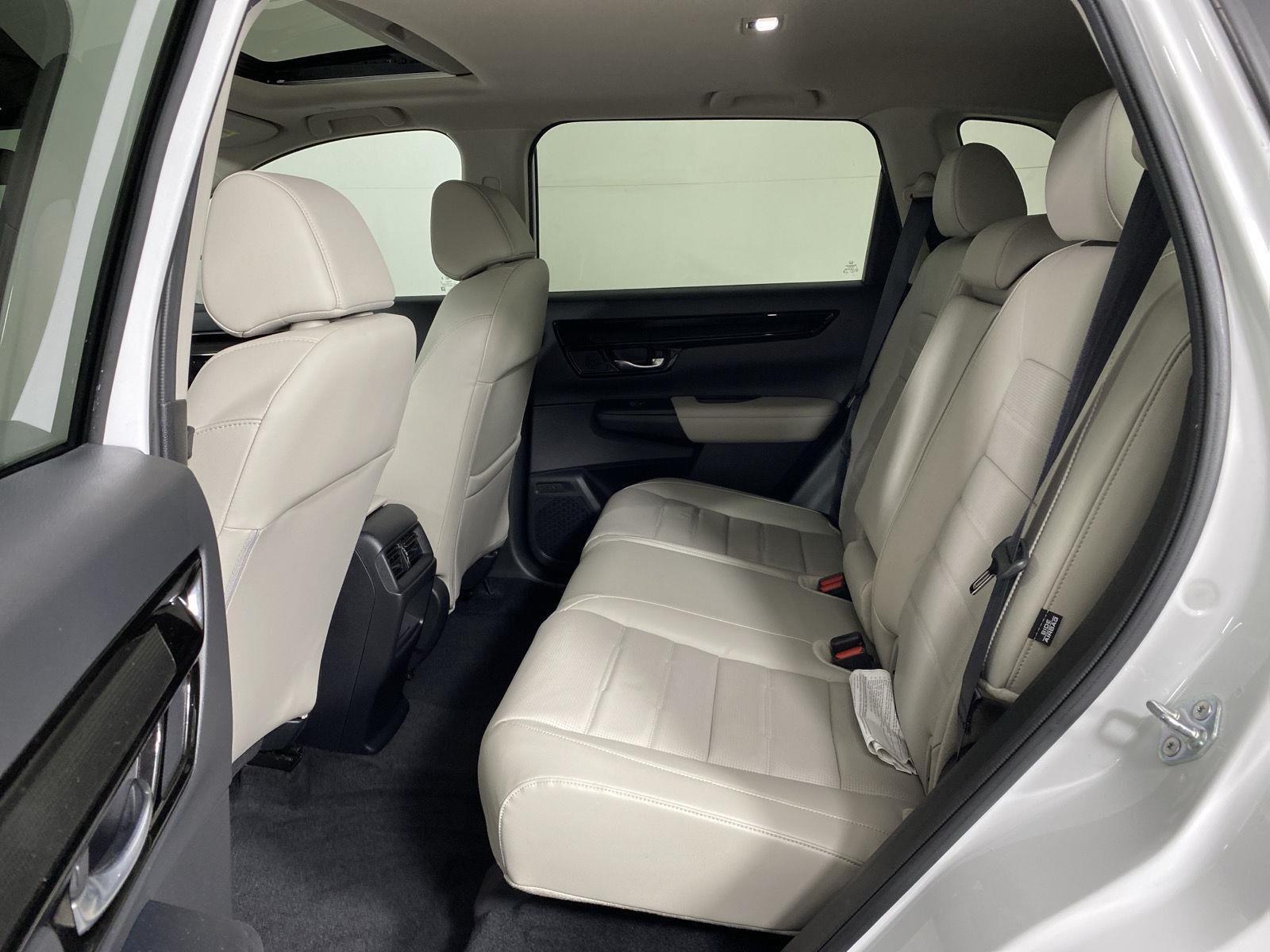 Used 2023 Platinum White Pearl Honda EX-L image 25