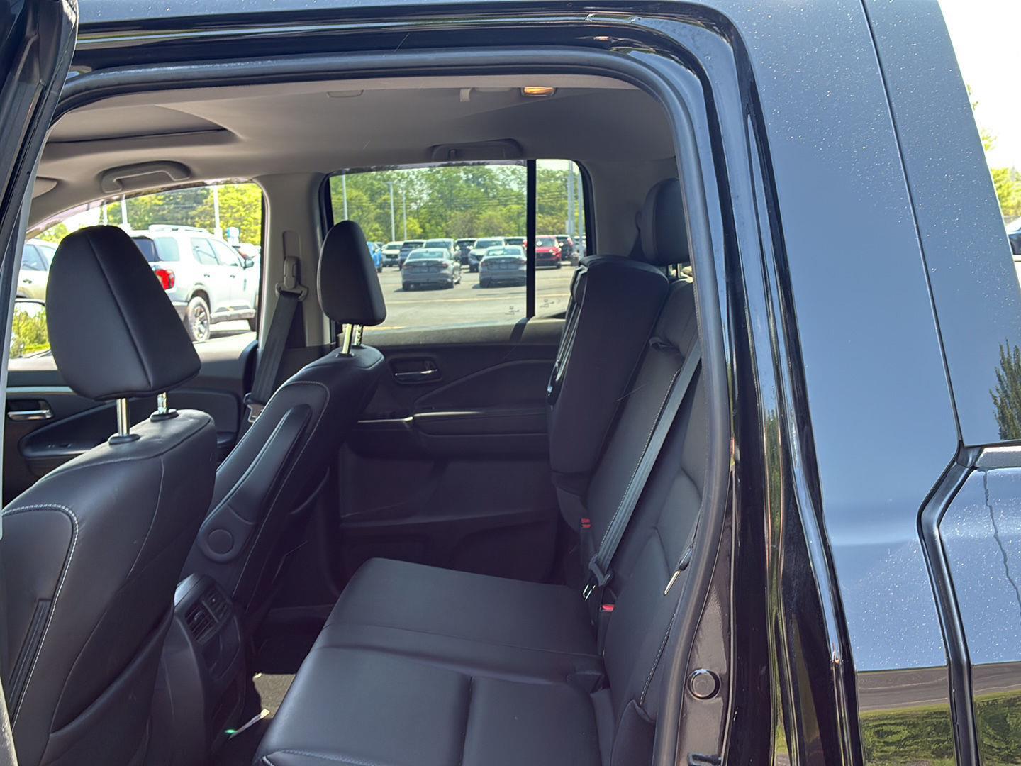 Certified Used 2023 Crystal Black Pearl Honda RTL image 10