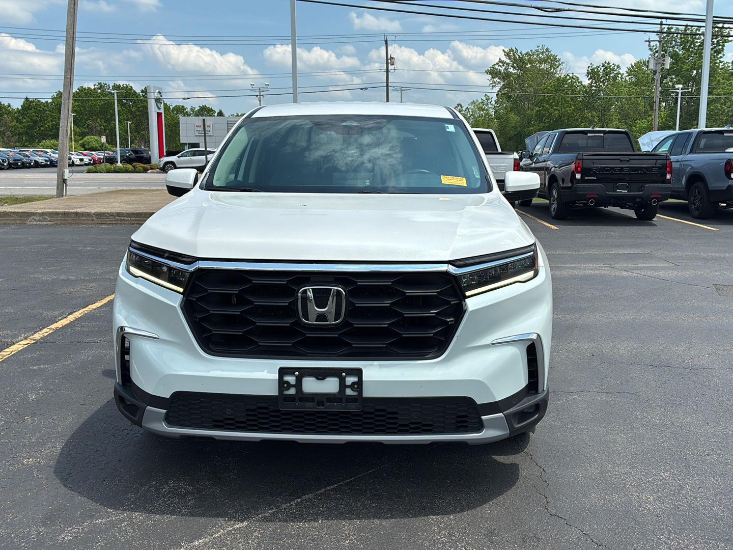 Used 2023 Platinum White Pearl Honda EX-L image 16