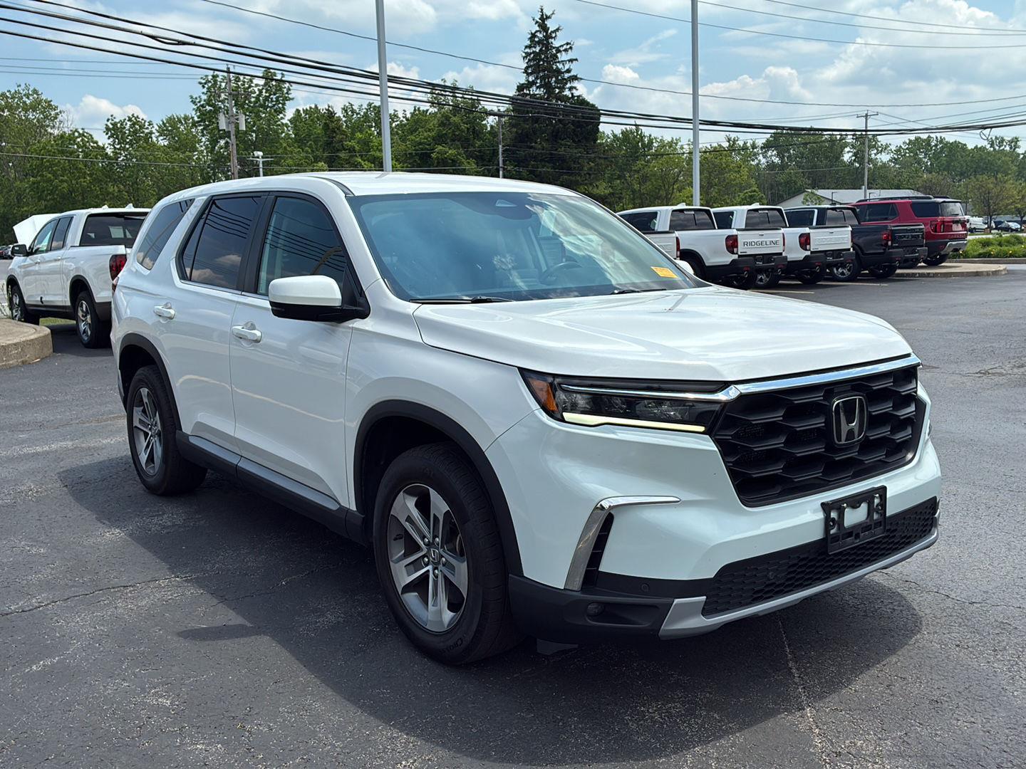 Used 2023 Platinum White Pearl Honda EX-L image 17
