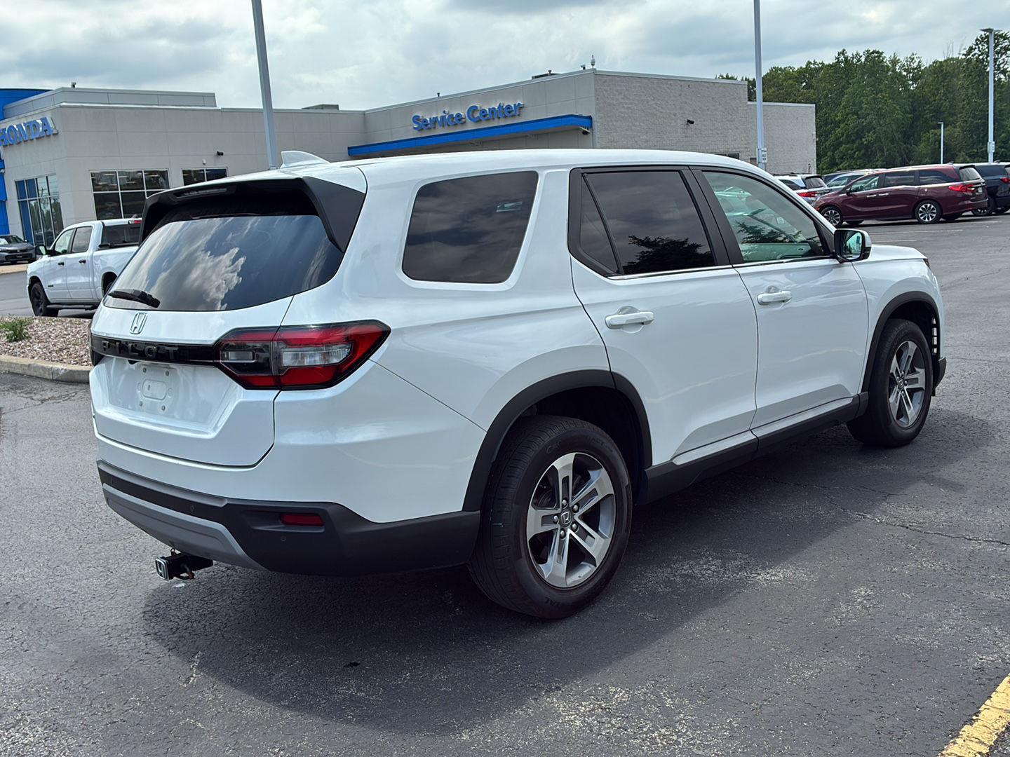Used 2023 Platinum White Pearl Honda EX-L image 19