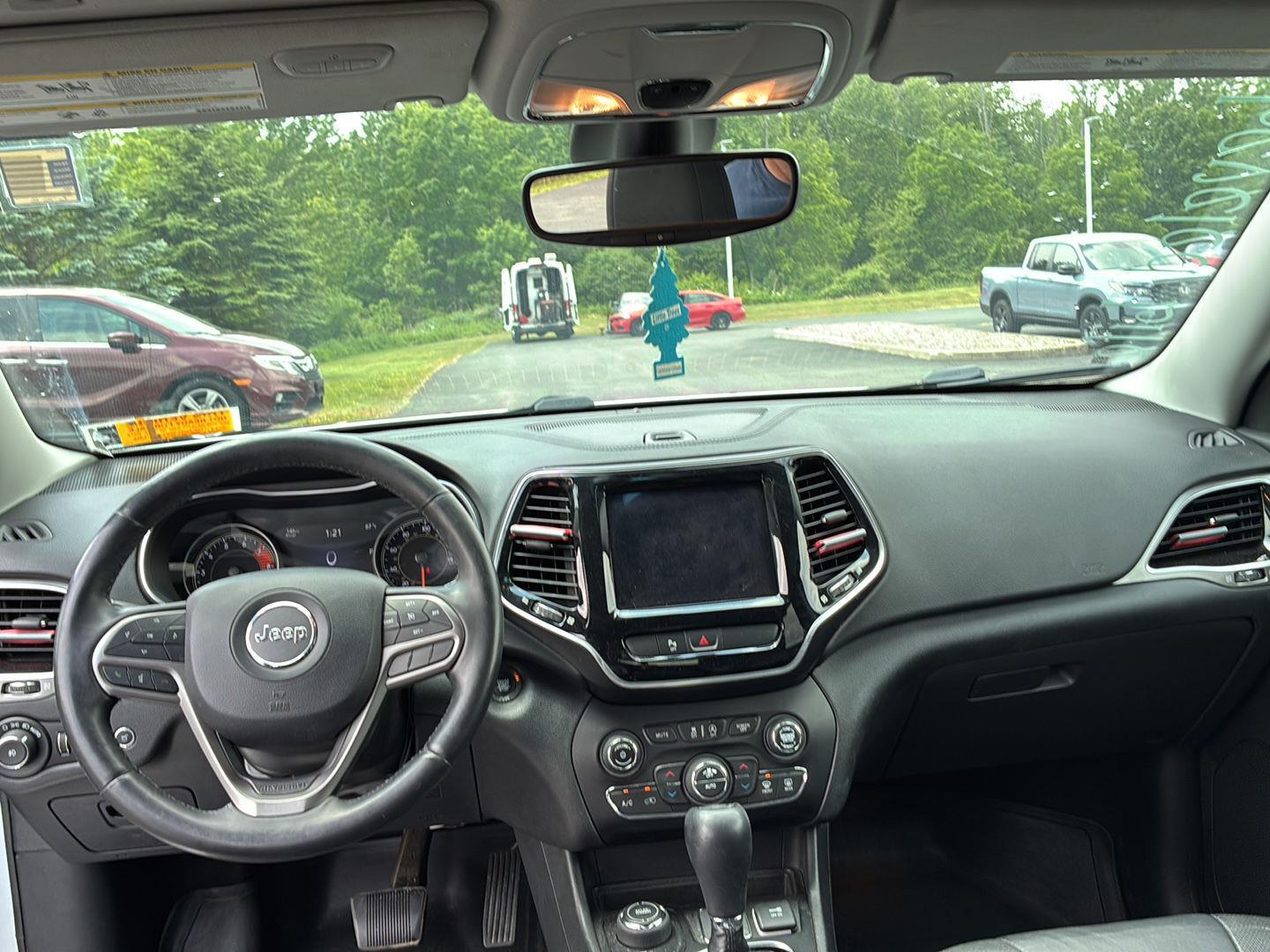 Used 2019 Bright White Clearcoat Jeep Limited image 11