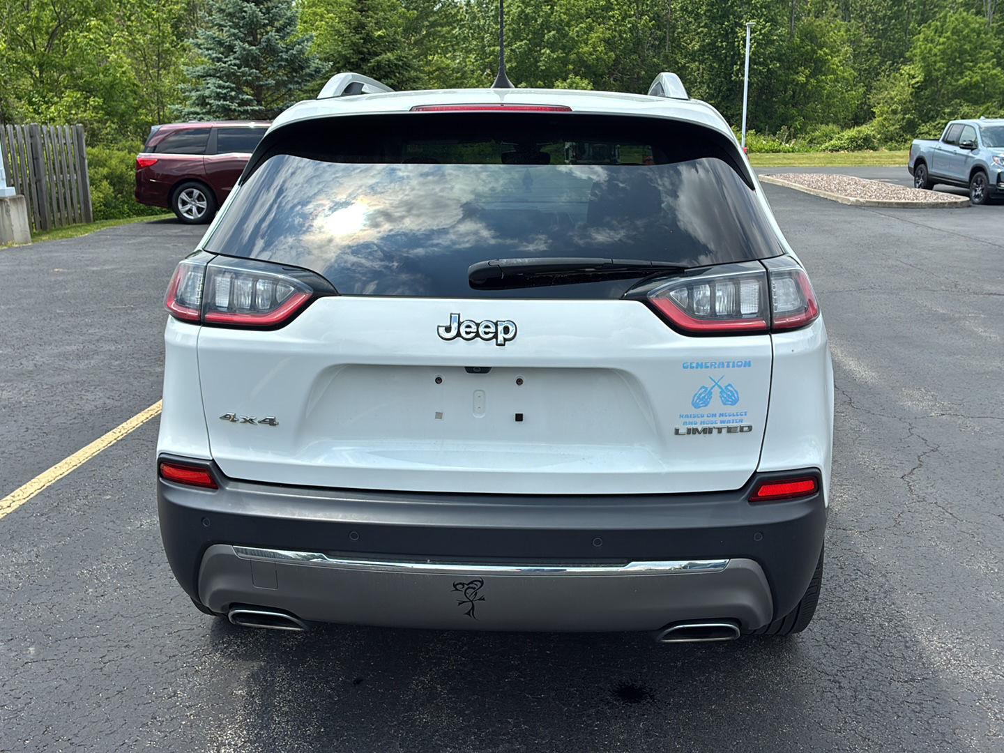 Used 2019 Bright White Clearcoat Jeep Limited image 18