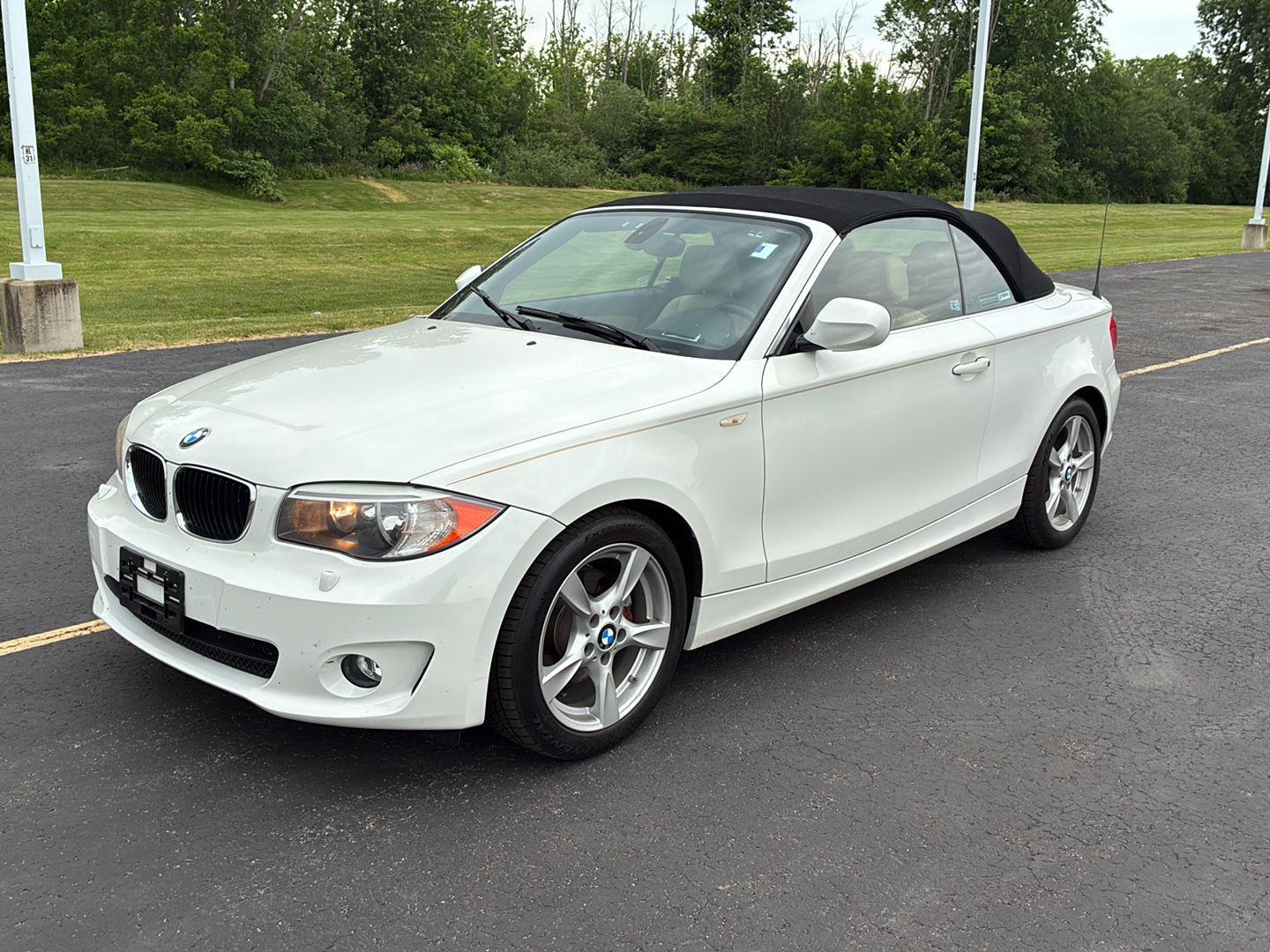 Used 2012 Alpine White BMW 128i image 17