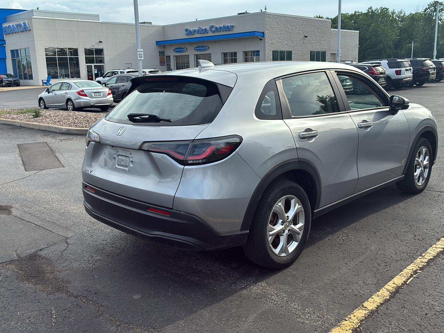 Used 2024 Lunar Silver Metallic Honda LX image 15