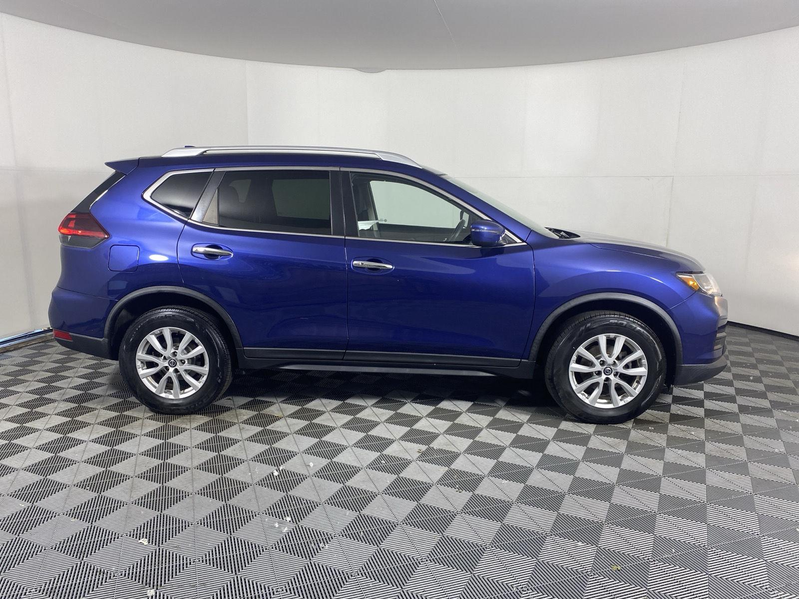 Used 2019 Caspian Blue Metallic Nissan SV image 10