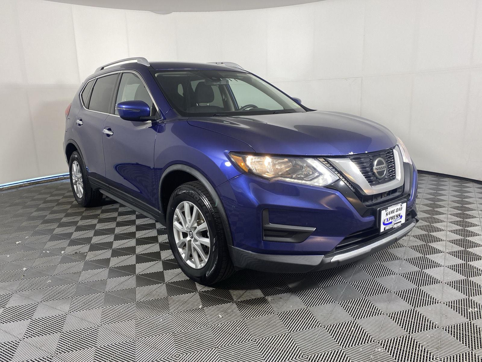 Used 2019 Caspian Blue Metallic Nissan SV image 11
