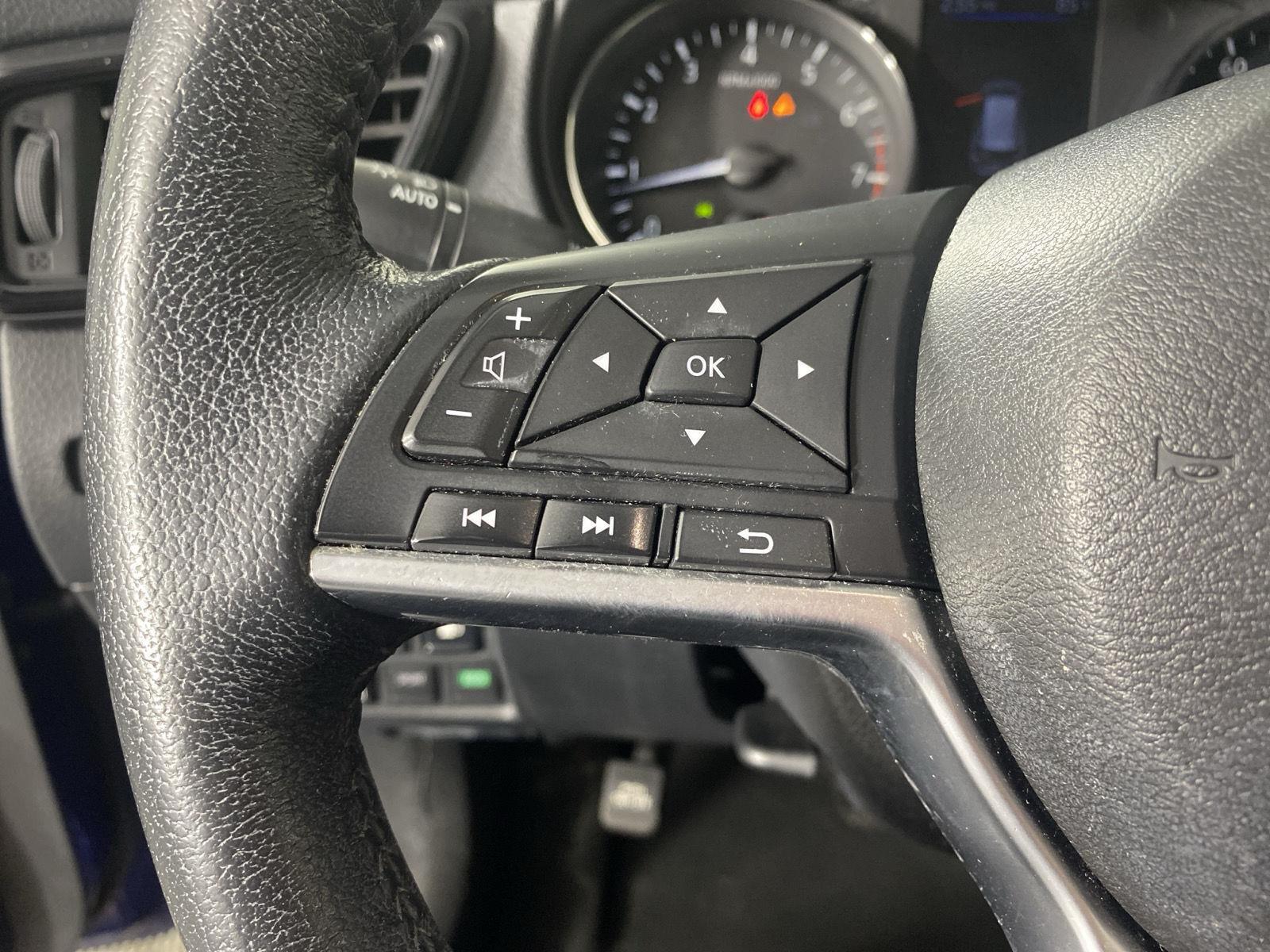 Used 2019 Caspian Blue Metallic Nissan SV image 15