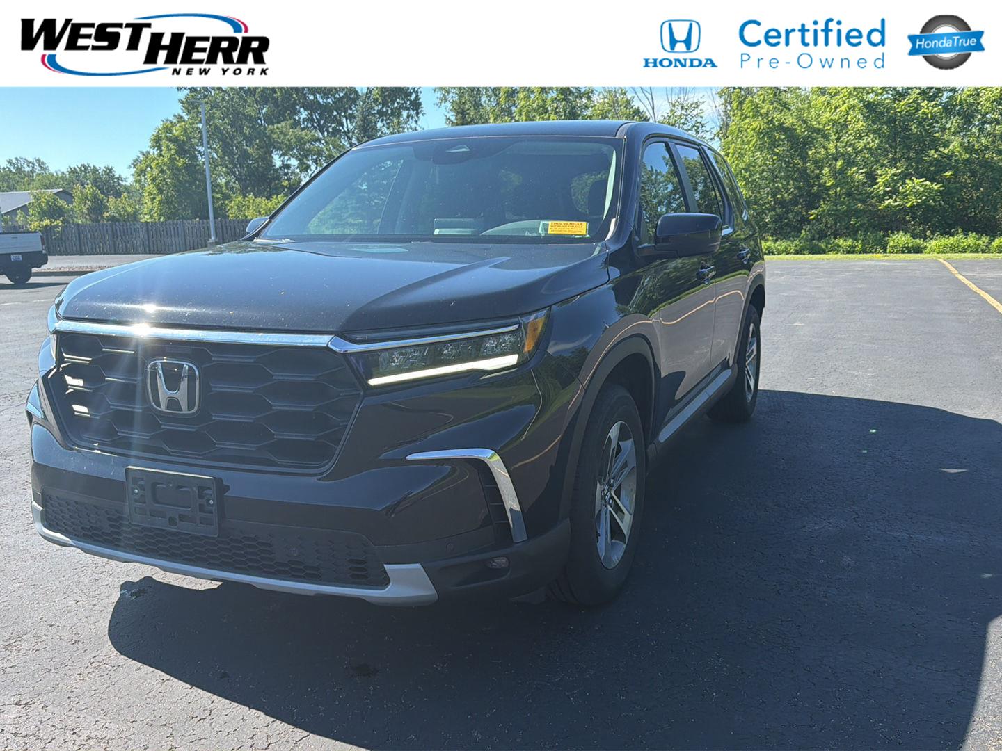 Certified Pre-Owned 2023 Honda Pilot EX-L w/Rear Captain's Chairs