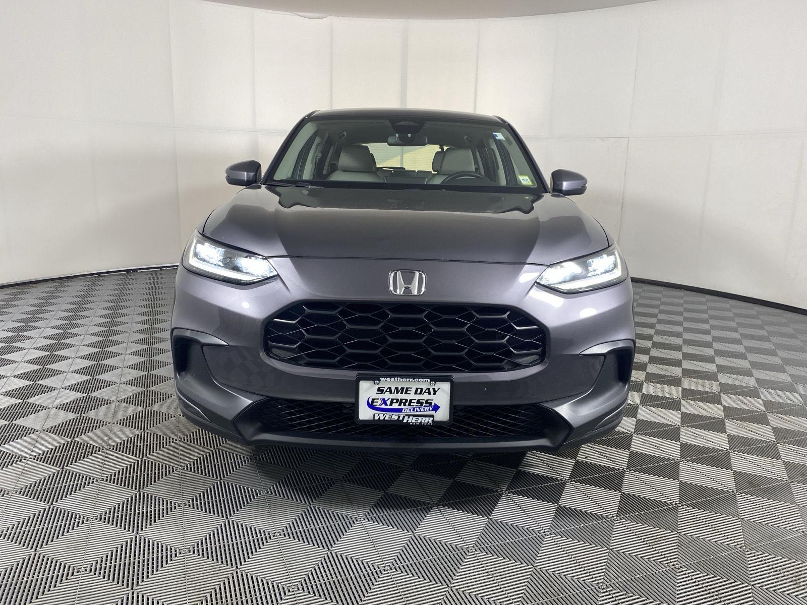 Used 2023 Modern Steel Metallic Honda LX image 2