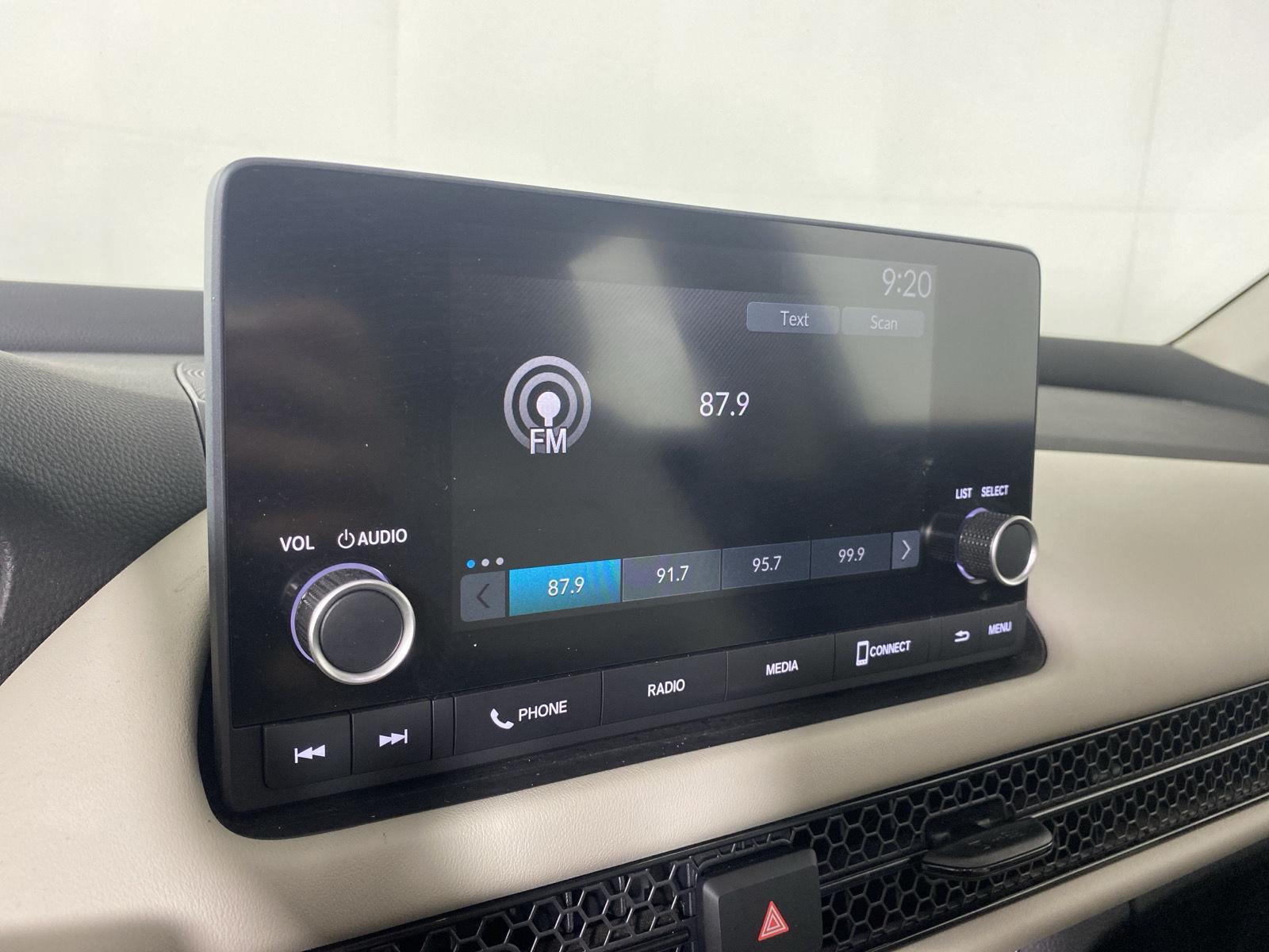 Used 2023 Modern Steel Metallic Honda LX image 17