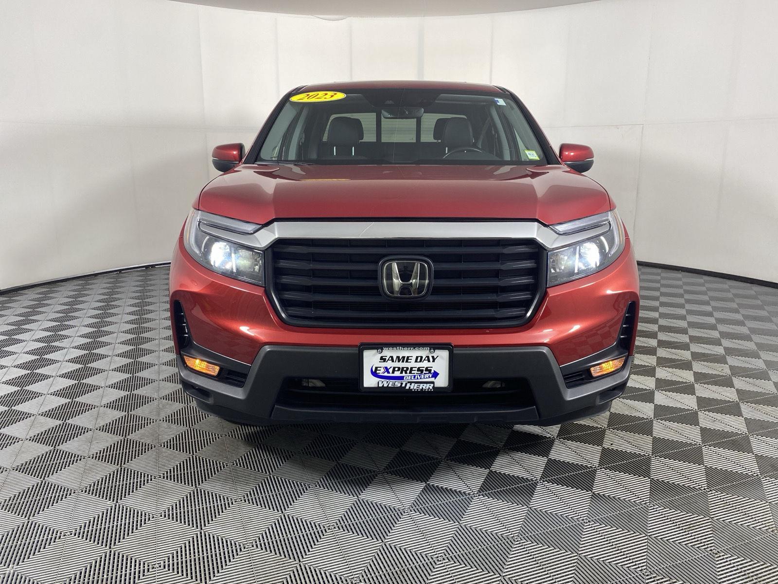 Used 2023 Radiant Red Metallic II Honda RTL image 2