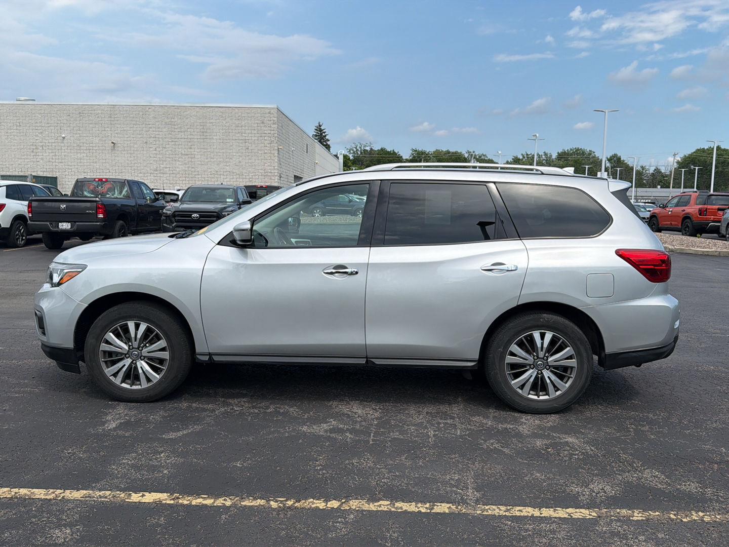 Used 2019 Brilliant Silver Metallic Nissan SV image 9