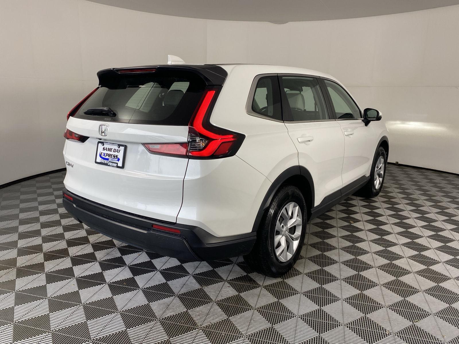 Certified Used 2023 Platinum White Pearl Honda LX image 8