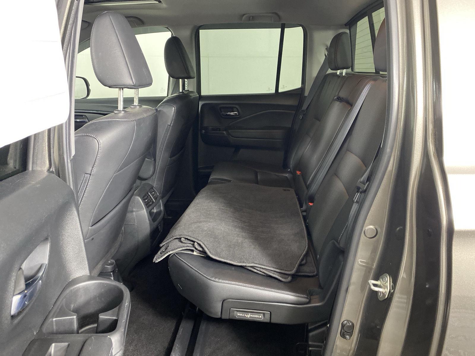 Used 2020 Pacific Pewter Metallic Honda RTL-E image 23