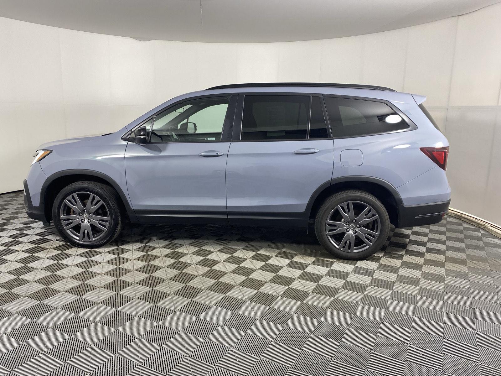 Used 2022 Sonic Gray Pearl Honda Sport image 4