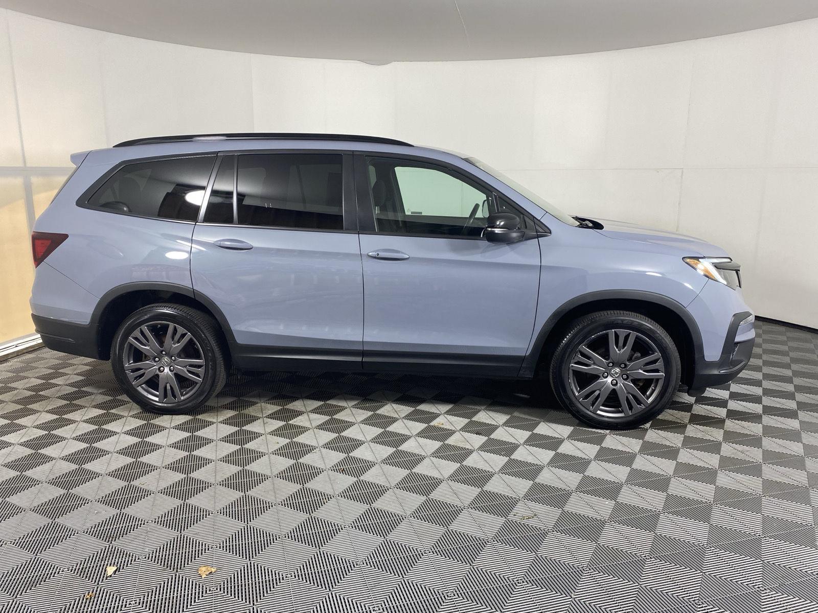 Used 2022 Sonic Gray Pearl Honda Sport image 9