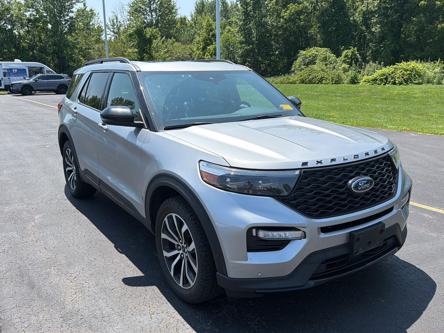 Used 2021 Iconic Silver Ford ST image 3