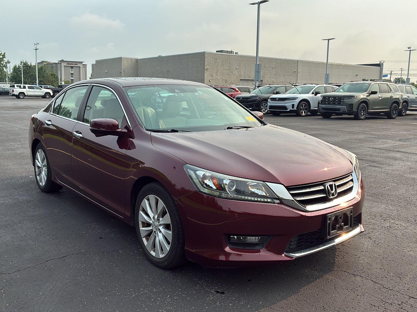 Used 2015  Honda EX-L image 16