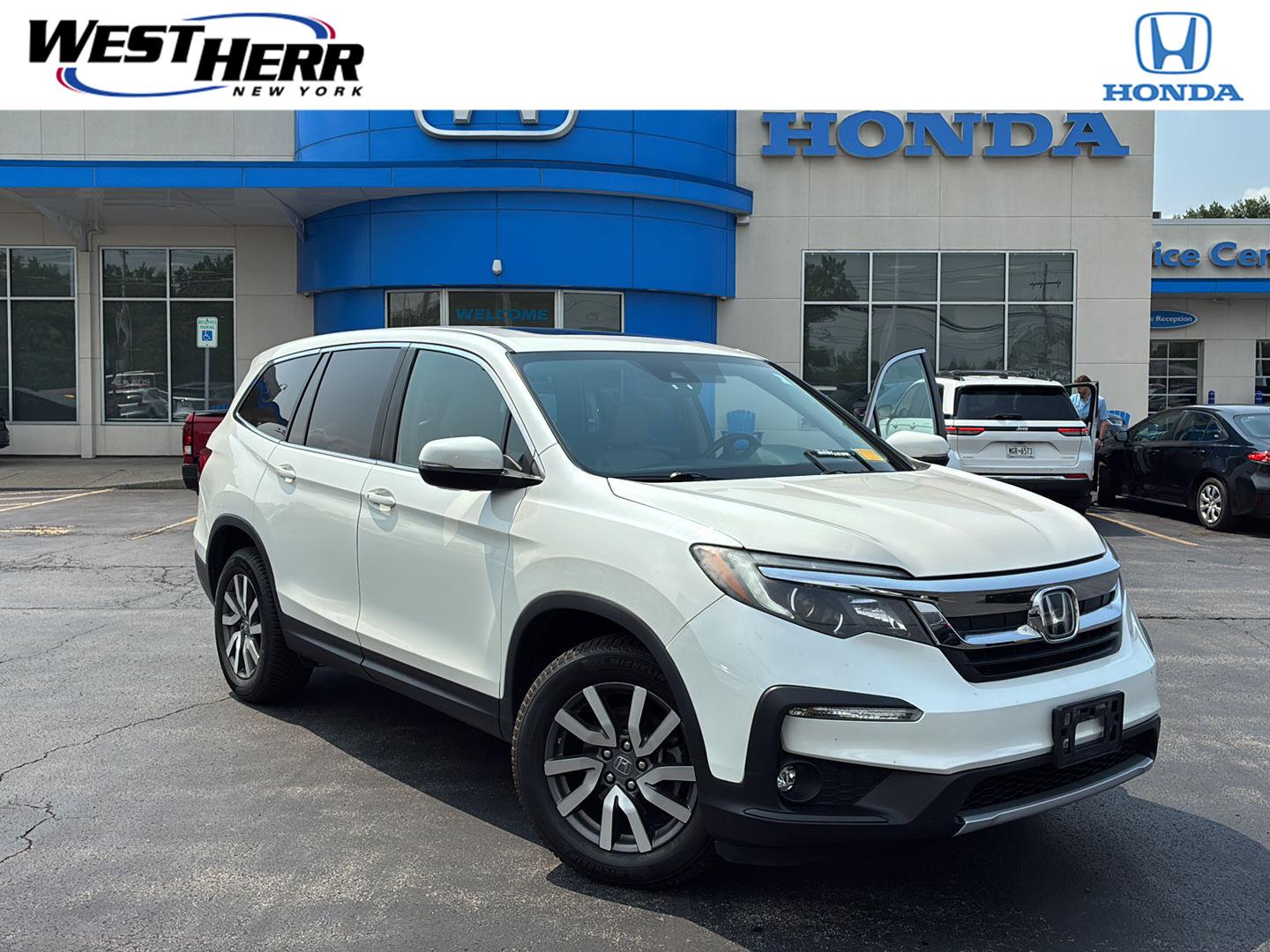 White Diamond Pearl 2019 Honda Pilot SUV / Crossover All-Wheel Drive Automatic