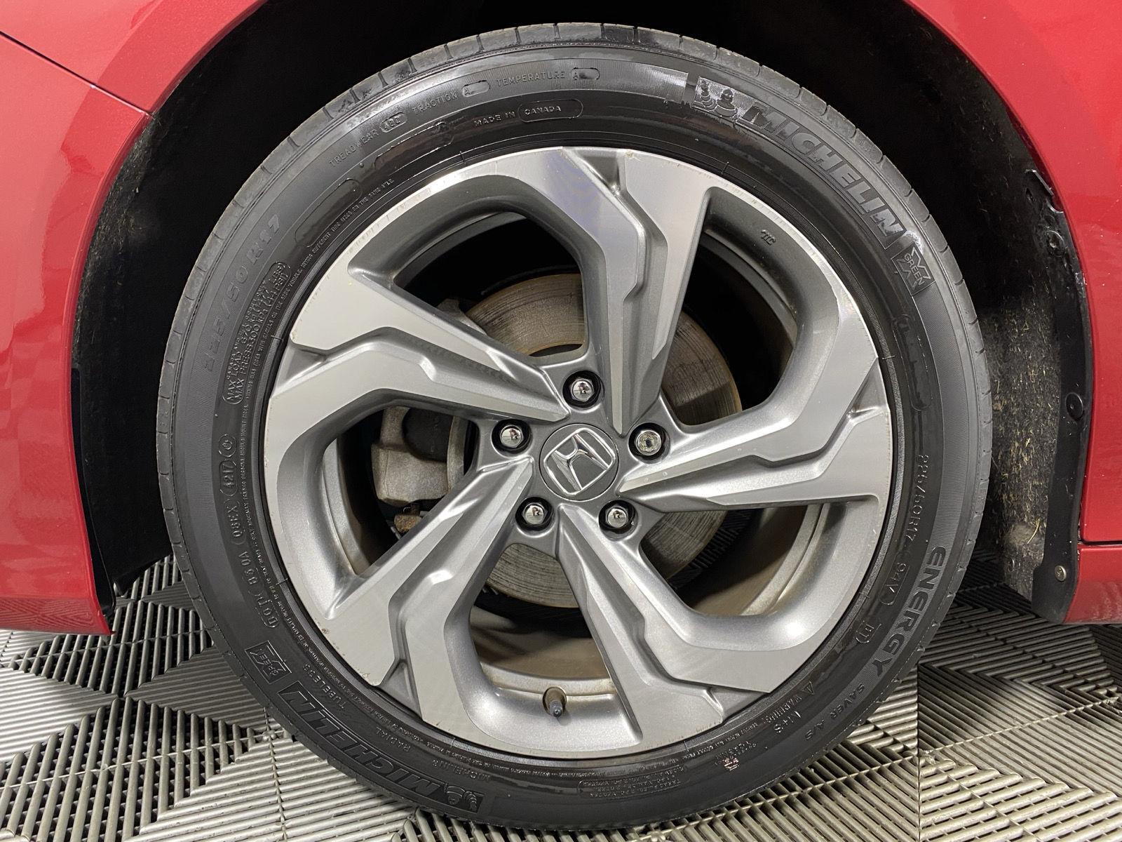 Used 2018 Radiant Red Metallic Honda EX 1.5T image 11