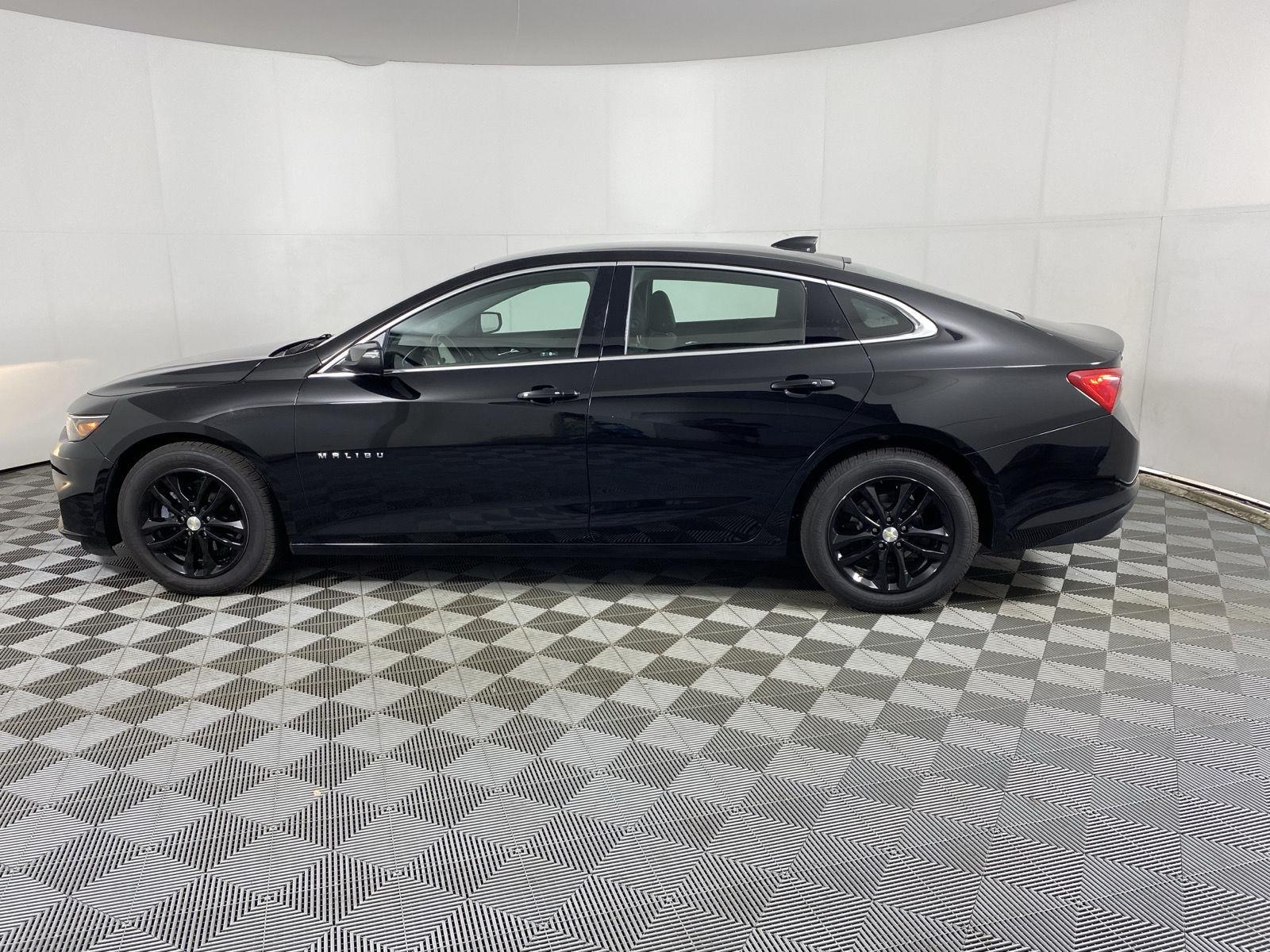 Used 2017 Mosaic Black Metallic Chevrolet LT image 4
