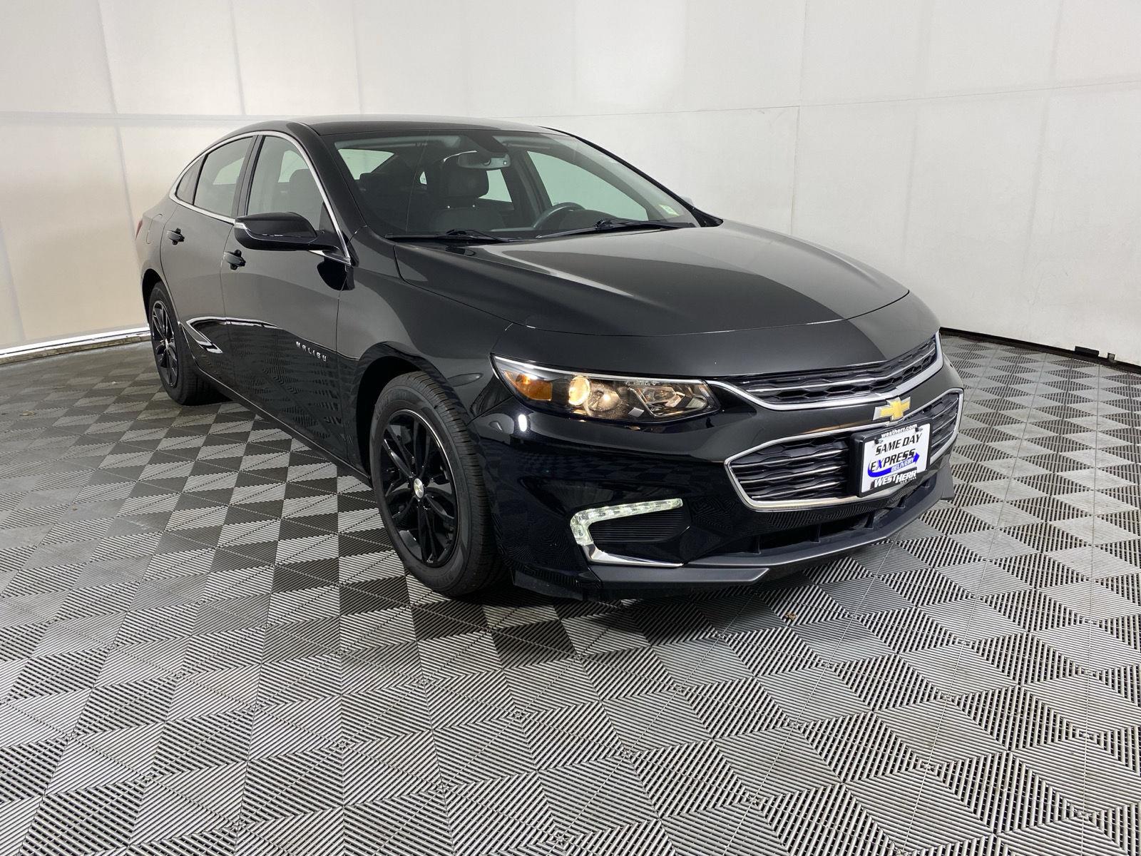 Used 2017 Mosaic Black Metallic Chevrolet LT image 10