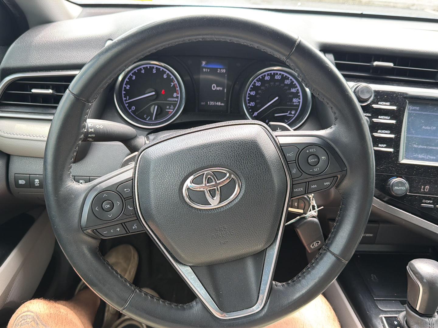 Used 2020 Blue Streak Metallic Toyota SE image 18