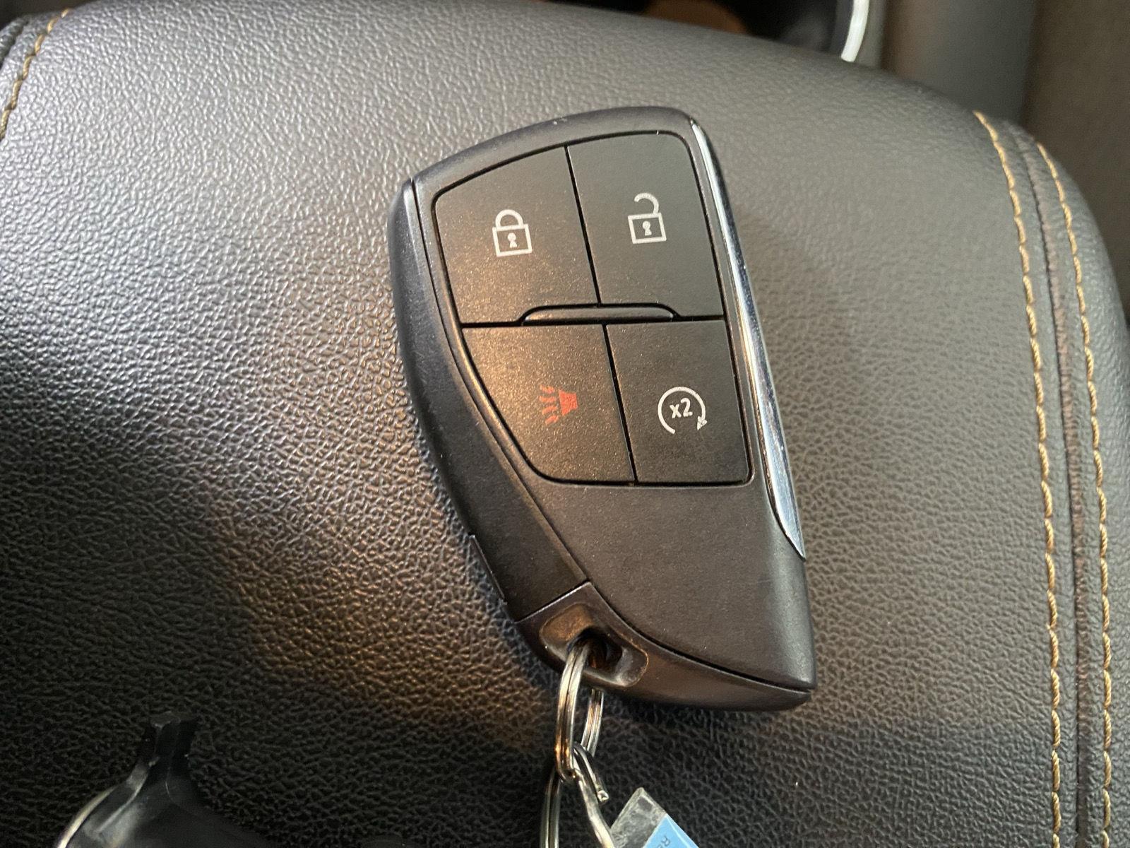 Used 2024 Onyx Black GMC 4WD AT4 image 16