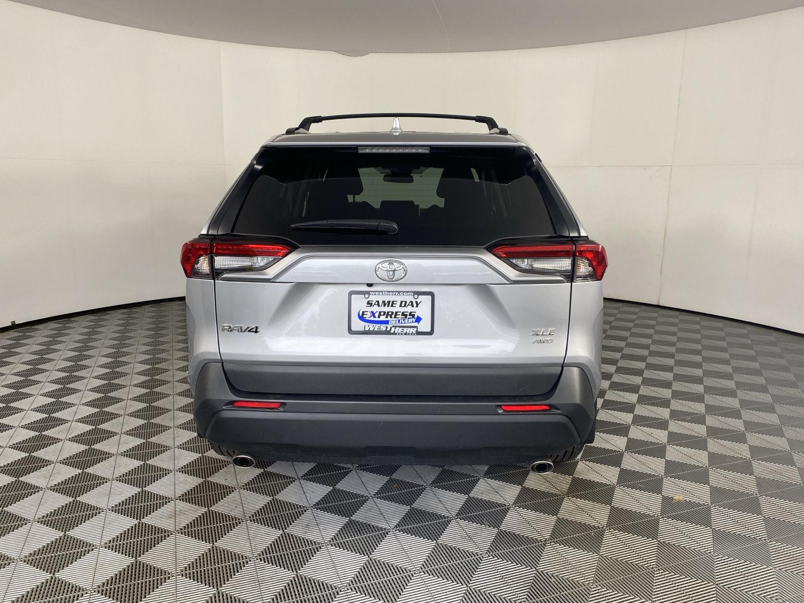 Used 2023 Silver Sky Metallic Toyota XLE image 6