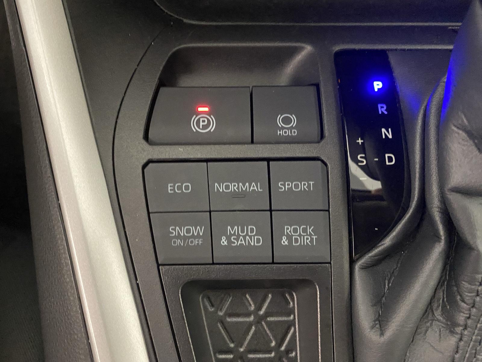 Used 2023 Silver Sky Metallic Toyota XLE image 21