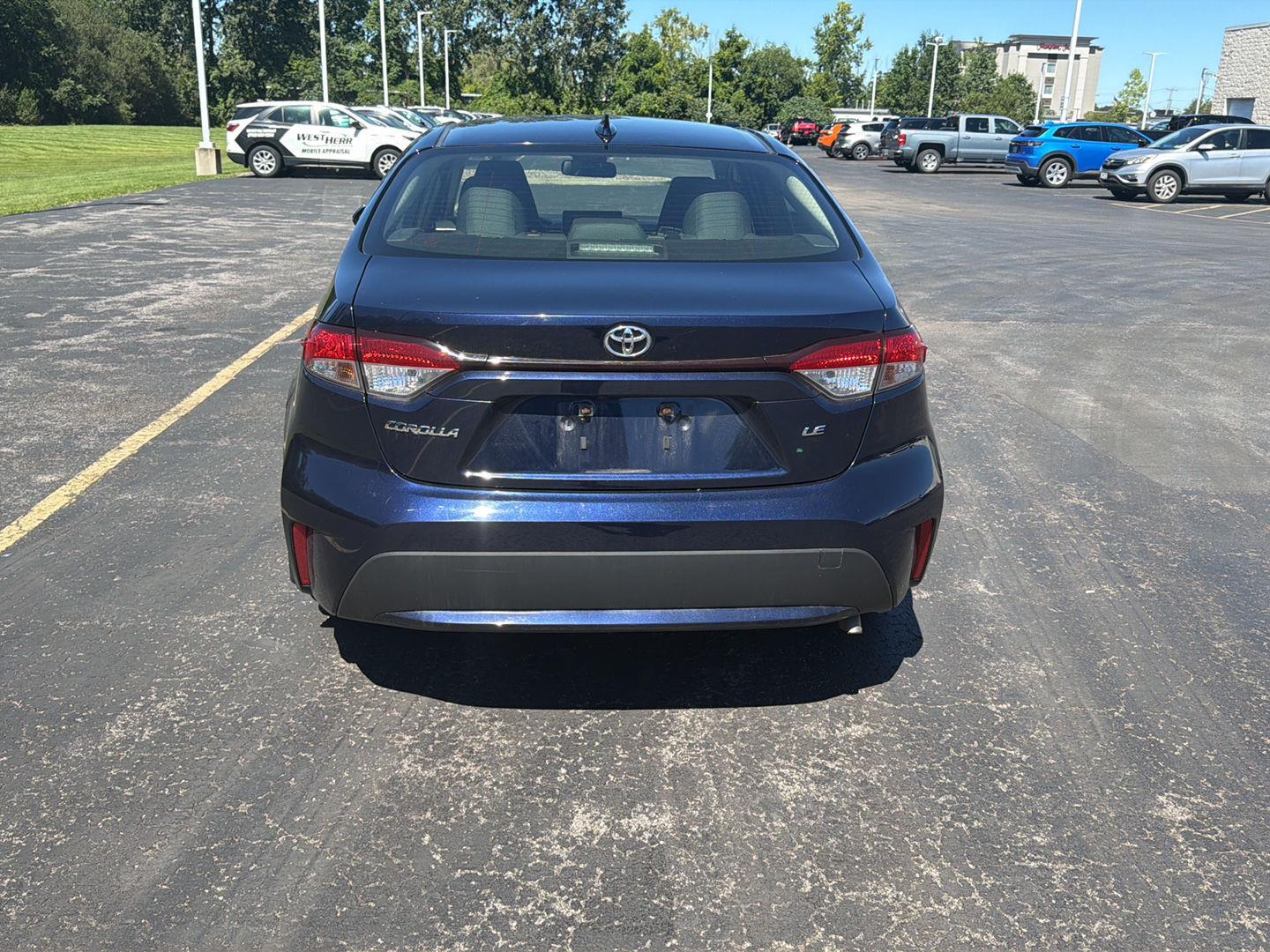 Used 2021 Blueprint Toyota LE image 7